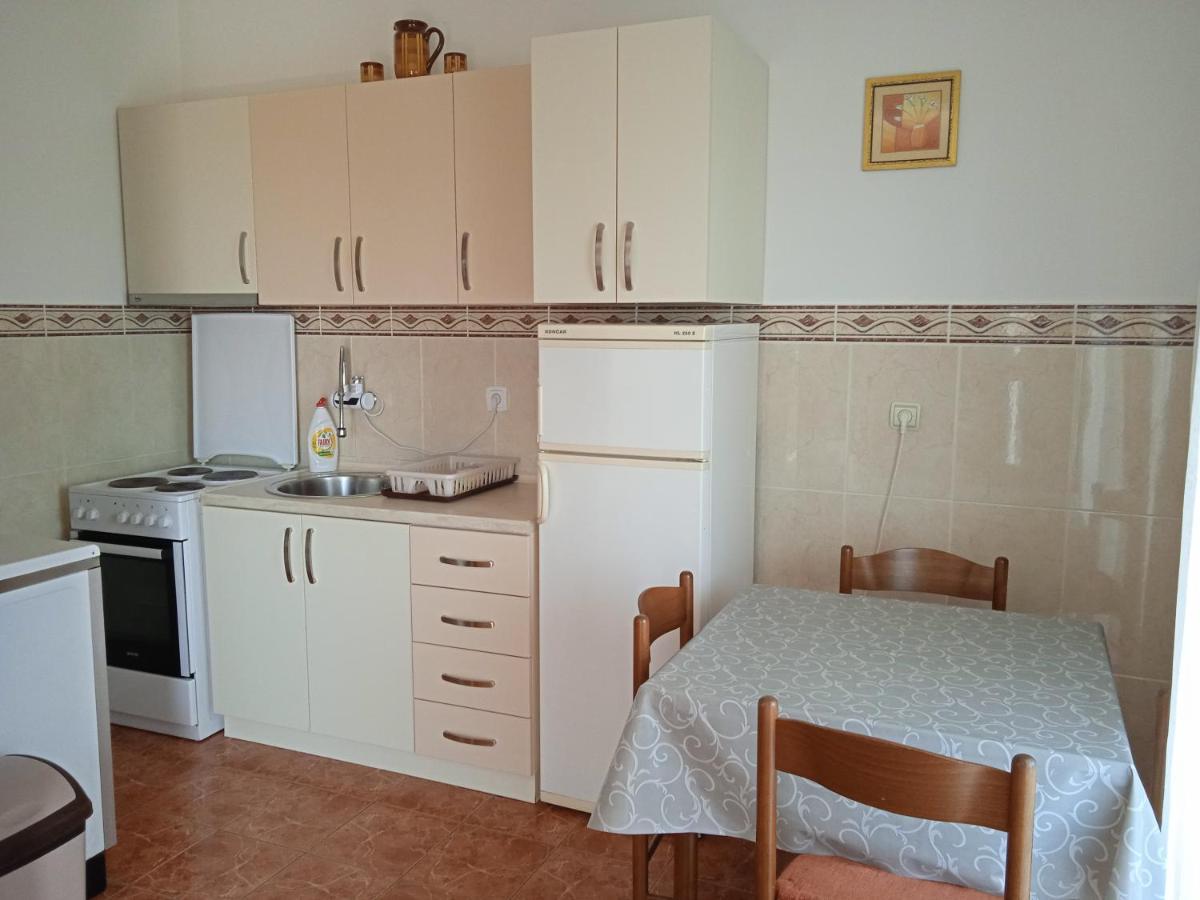Comfort Apartments Bar Luaran gambar