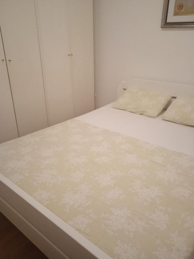 Comfort Apartments Bar Luaran gambar