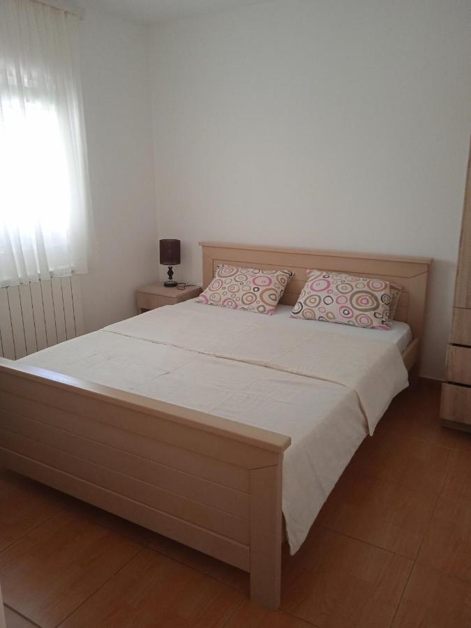 Comfort Apartments Bar Luaran gambar