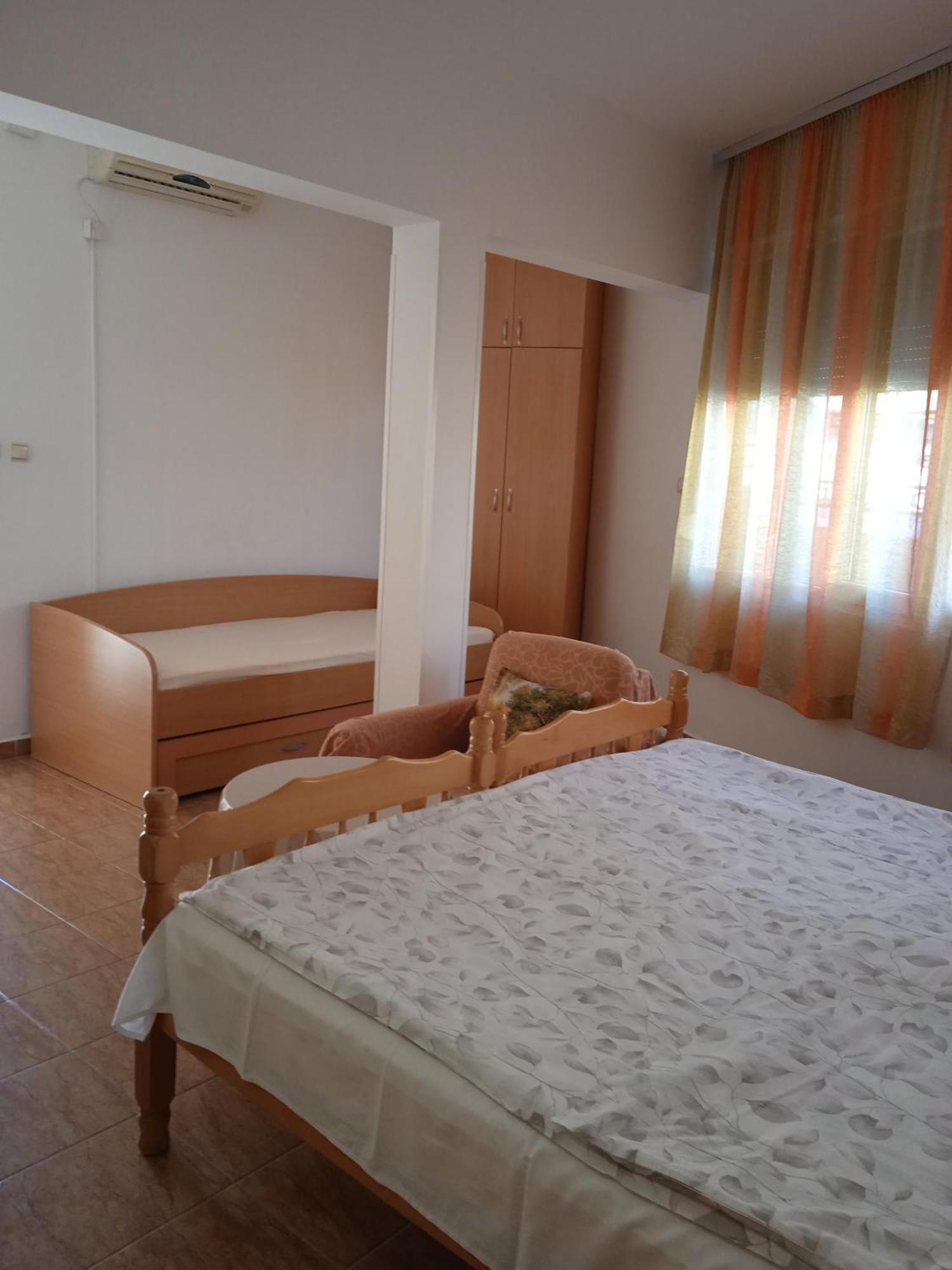 Comfort Apartments Bar Luaran gambar