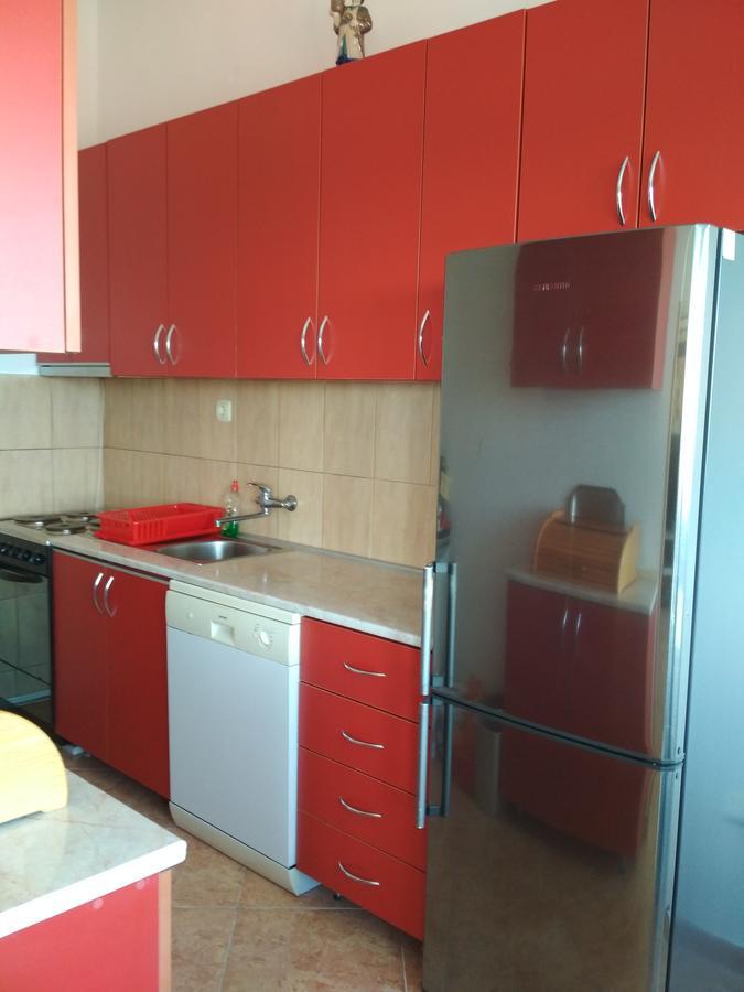 Comfort Apartments Bar Luaran gambar