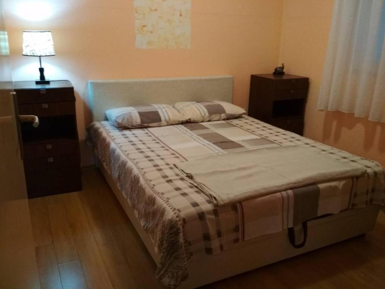 Comfort Apartments Bar Luaran gambar