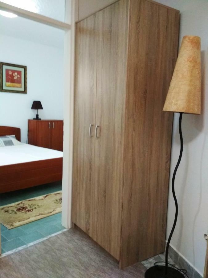 Comfort Apartments Bar Luaran gambar